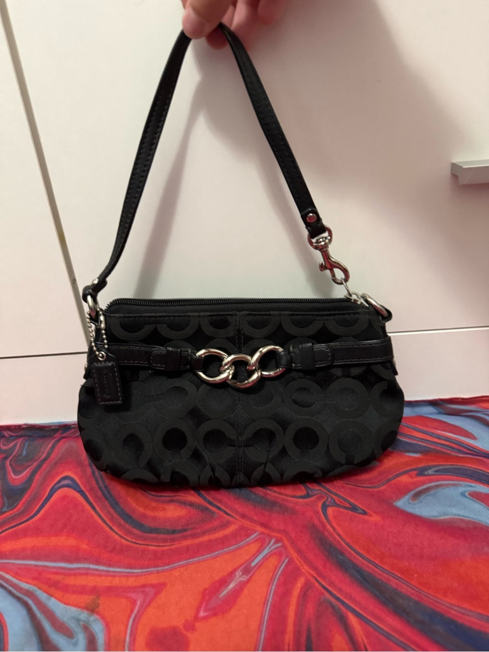 Vintage Y2K Coach Brooke Black Op Art Chain Link Wristlet ⛓️🖤